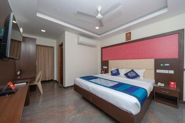 Hotel Famous Residency Tiruchirappalli Exterior foto