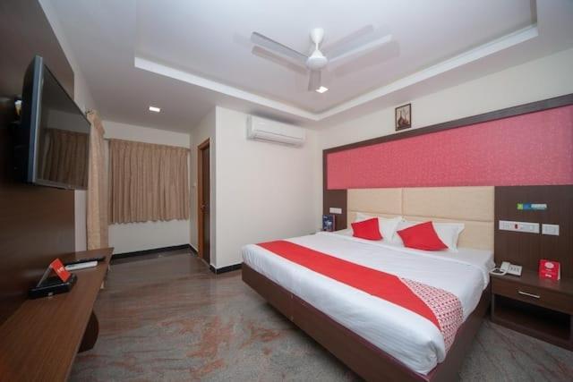 Hotel Famous Residency Tiruchirappalli Exterior foto